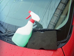 車のザラザラは鉄粉の可能性大！洗車で鉄粉取りの方法をプロが伝授
