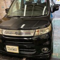 ワゴンRの美を引き立てるクリスタルキーパー。